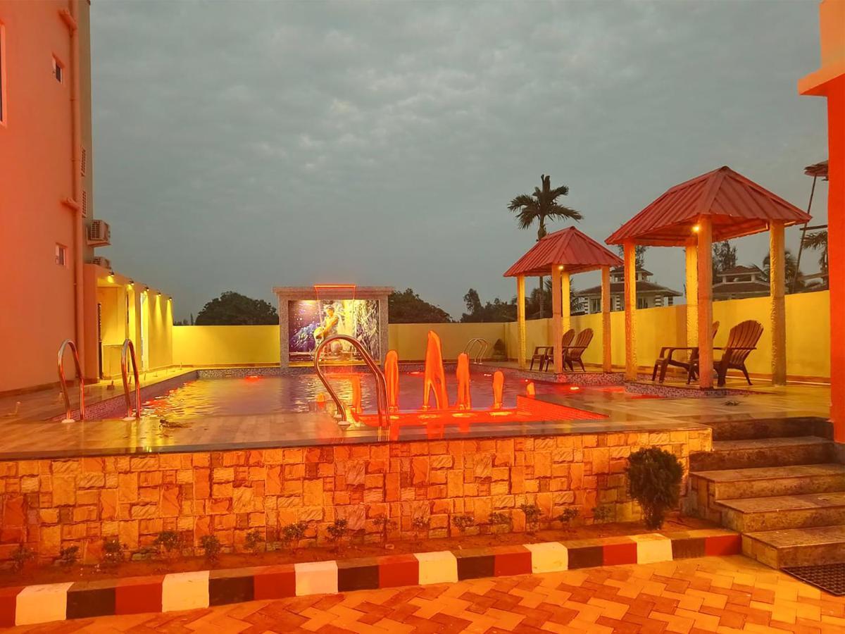 Balukona Beach Resort Мандармони Екстериор снимка